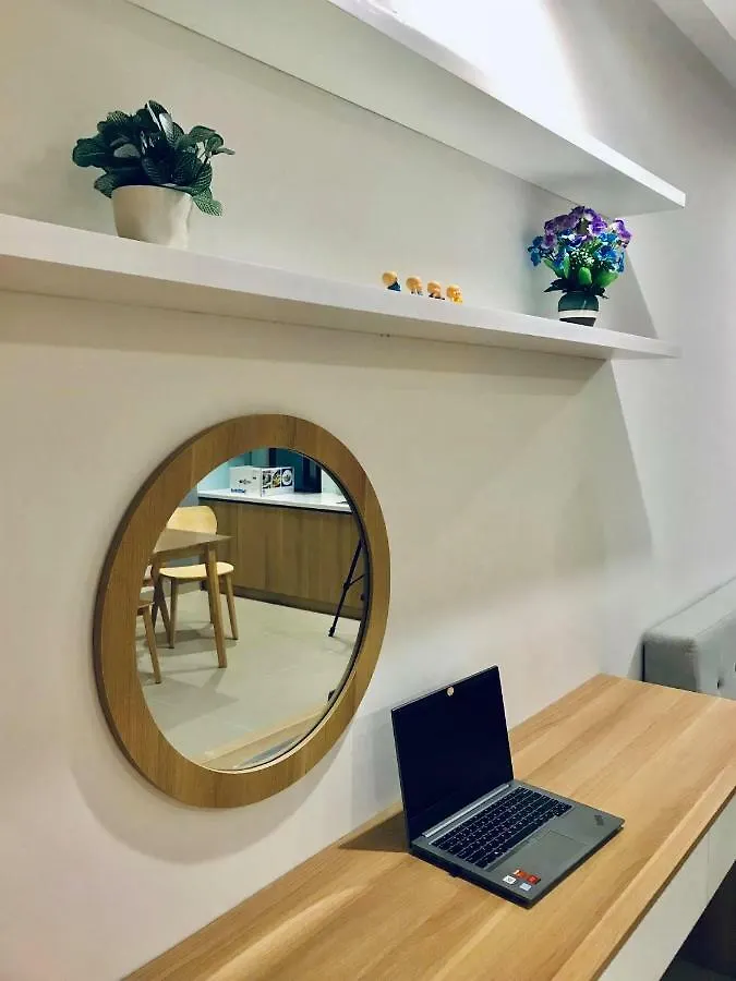 Ha Linh Apartment 岘港 0*,  越南